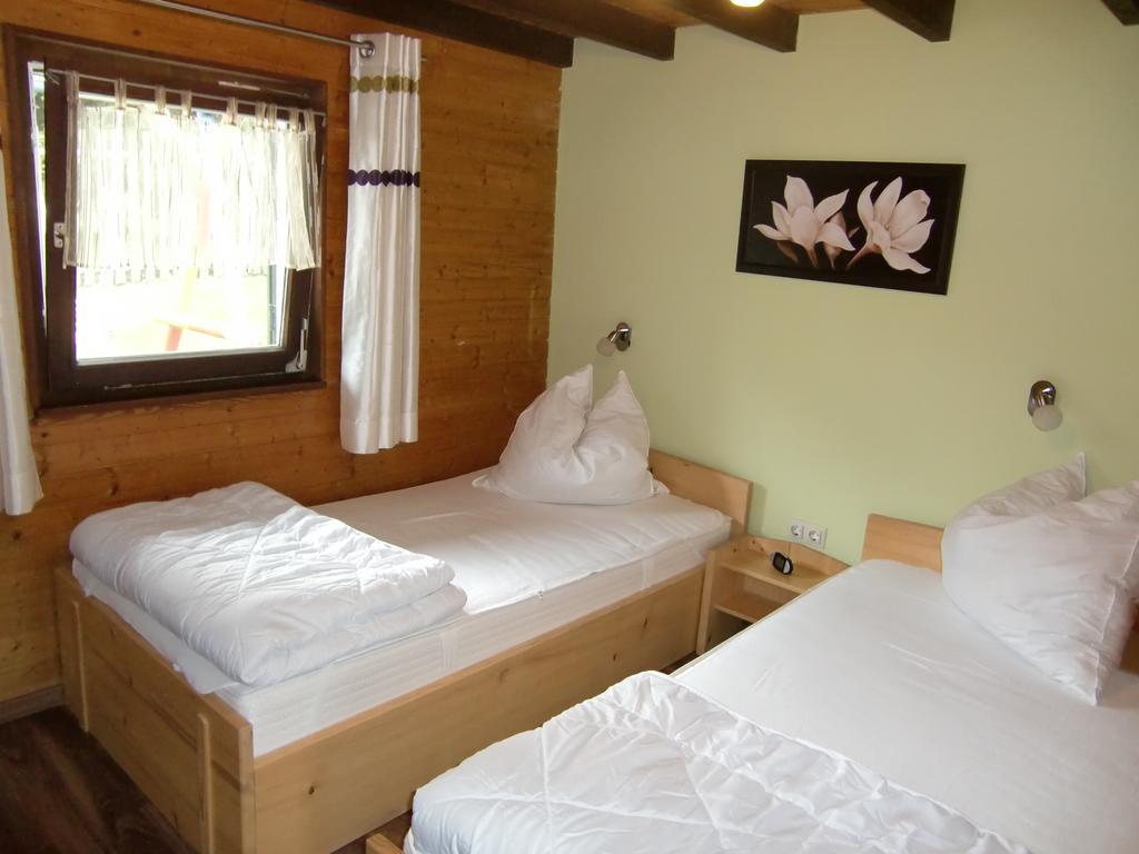 Ferienhaus Altenstrasser ฟิลิปป์ซรอยท์ ภายนอก รูปภาพ